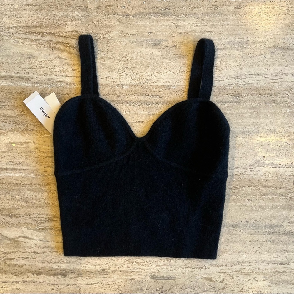 Brand New Aritzia Sweater Tank